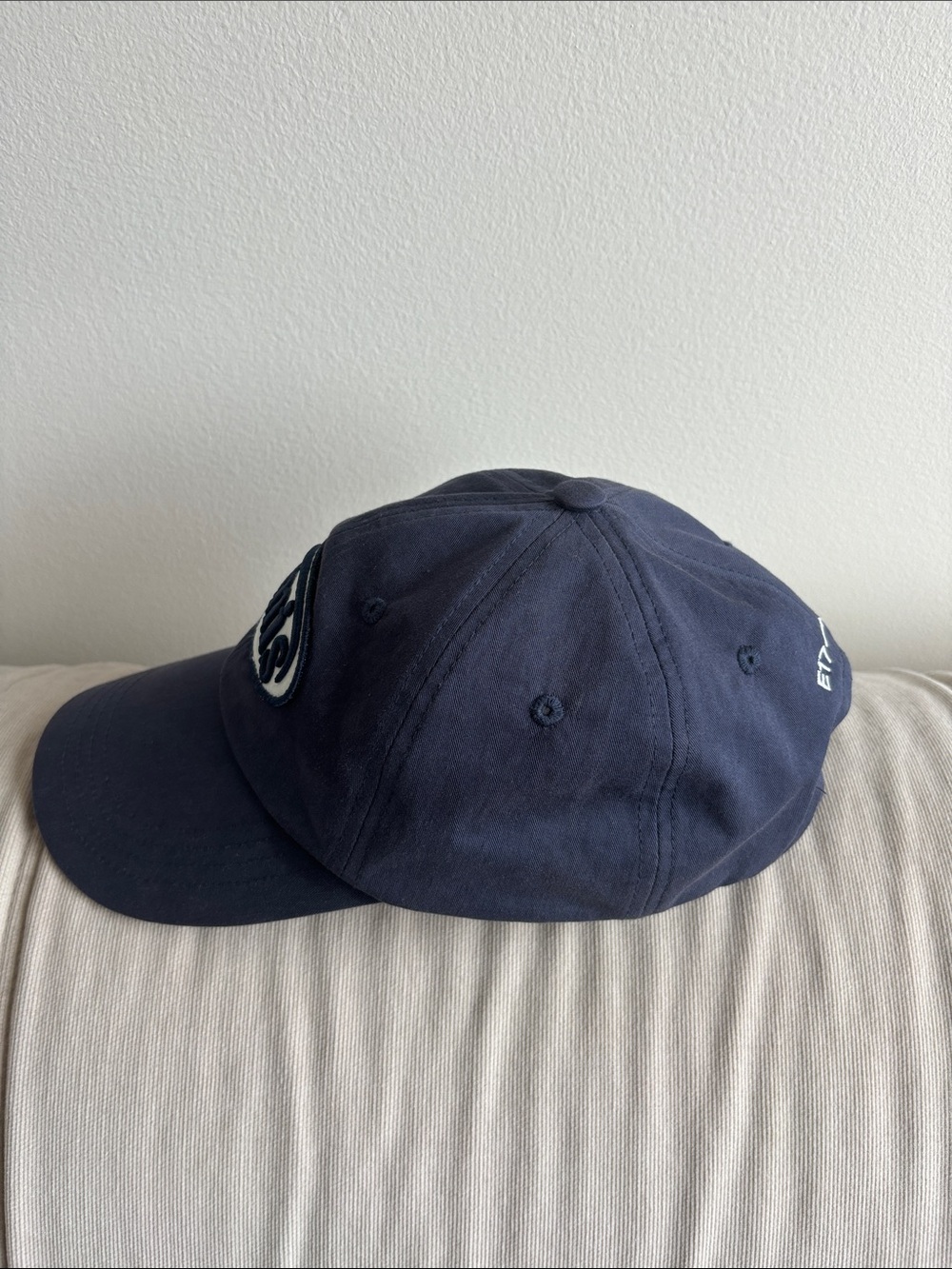 emis Navy Cap - Picture 2 of 4